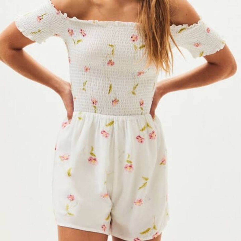 LOTTIE MOSS SMOCKED ROMPER LARGE PACSUN FLORAL
